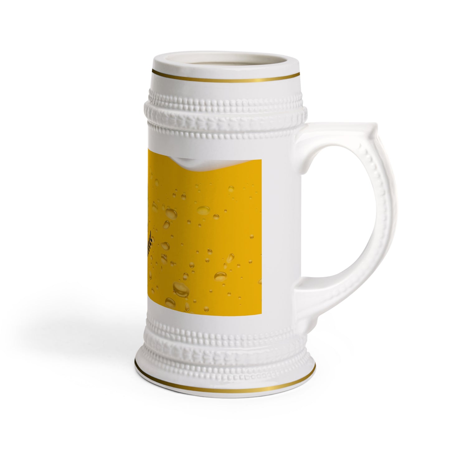 Ceramic beer stein mug with vintage design – perfect for beer lovers and festive celebrations.